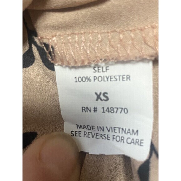 SIENNA SKY Top Womens XS Floral Cropped Blouse Tie Waist V-Neck Shirt NEW - Picture 9 of 9